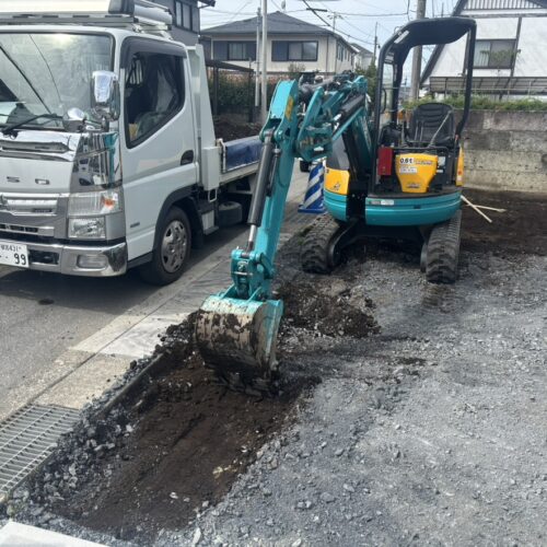 掘削作業です。