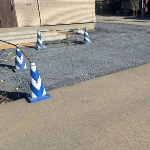 本日はお客様のお引越しの為に工事作業の方はお休みとなります。