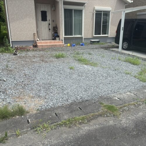 本日は工事着工前のご近隣へのご挨拶にお伺いをさせて頂きました。お待たせ致しました外構改修工事着工となります。