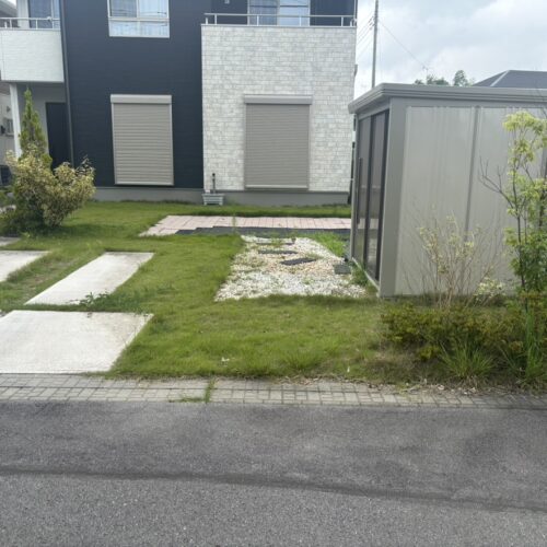本日は工事着工前のご近隣へのご挨拶にお伺いをさせて頂きました。お待たせ致しました外構改修工事着工となります。