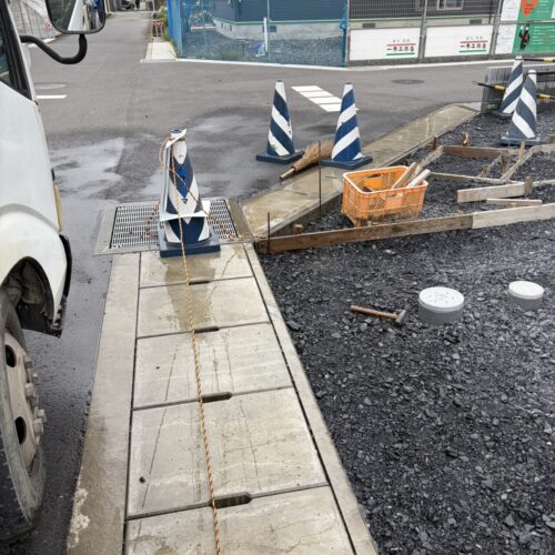 作業後道路水洗い掃除になります